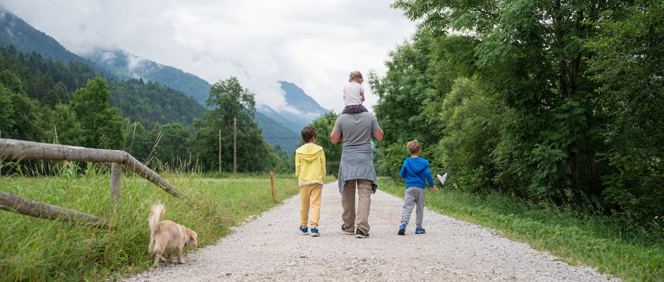 Familie_Titelbild (1)